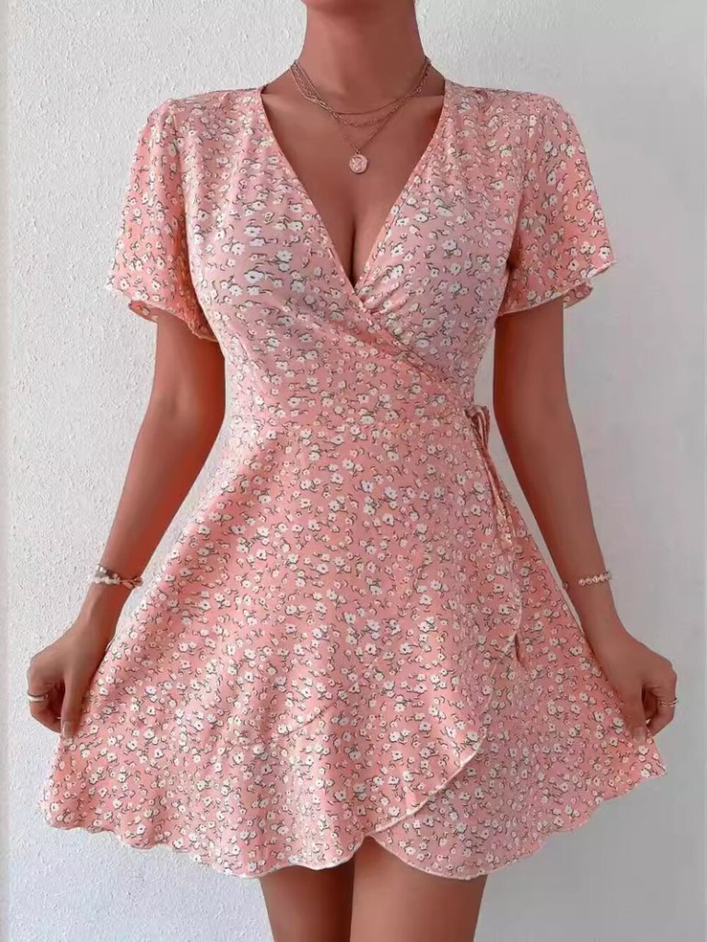 Women's Pink Floral V-Neck Short-Sleeve Tie-Waist Mini Dress